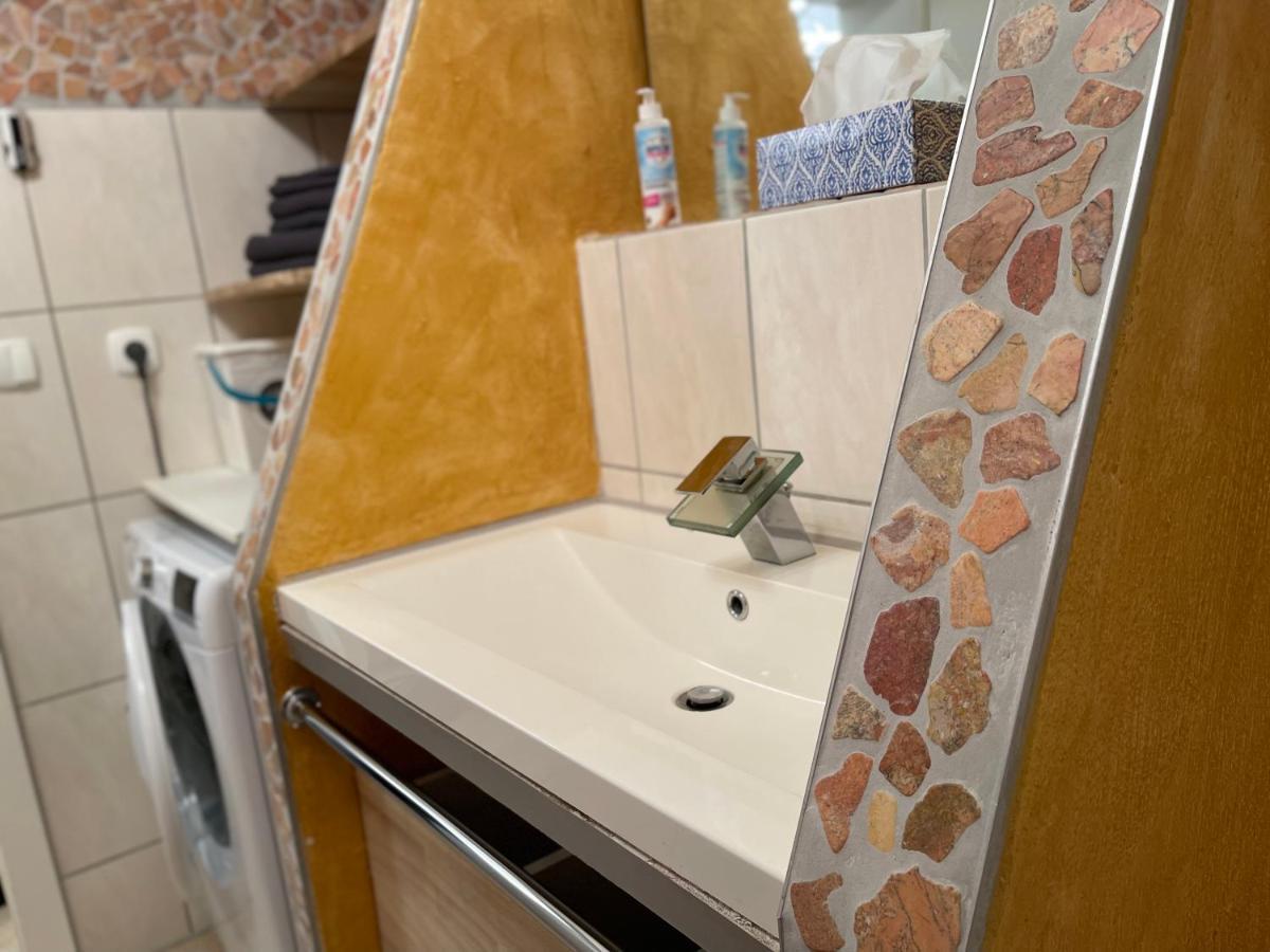 Greenleaf Walhalla-Apartment - Highspeed Wlan - Netflix - Suedbalkon Tegernheim Extérieur photo
