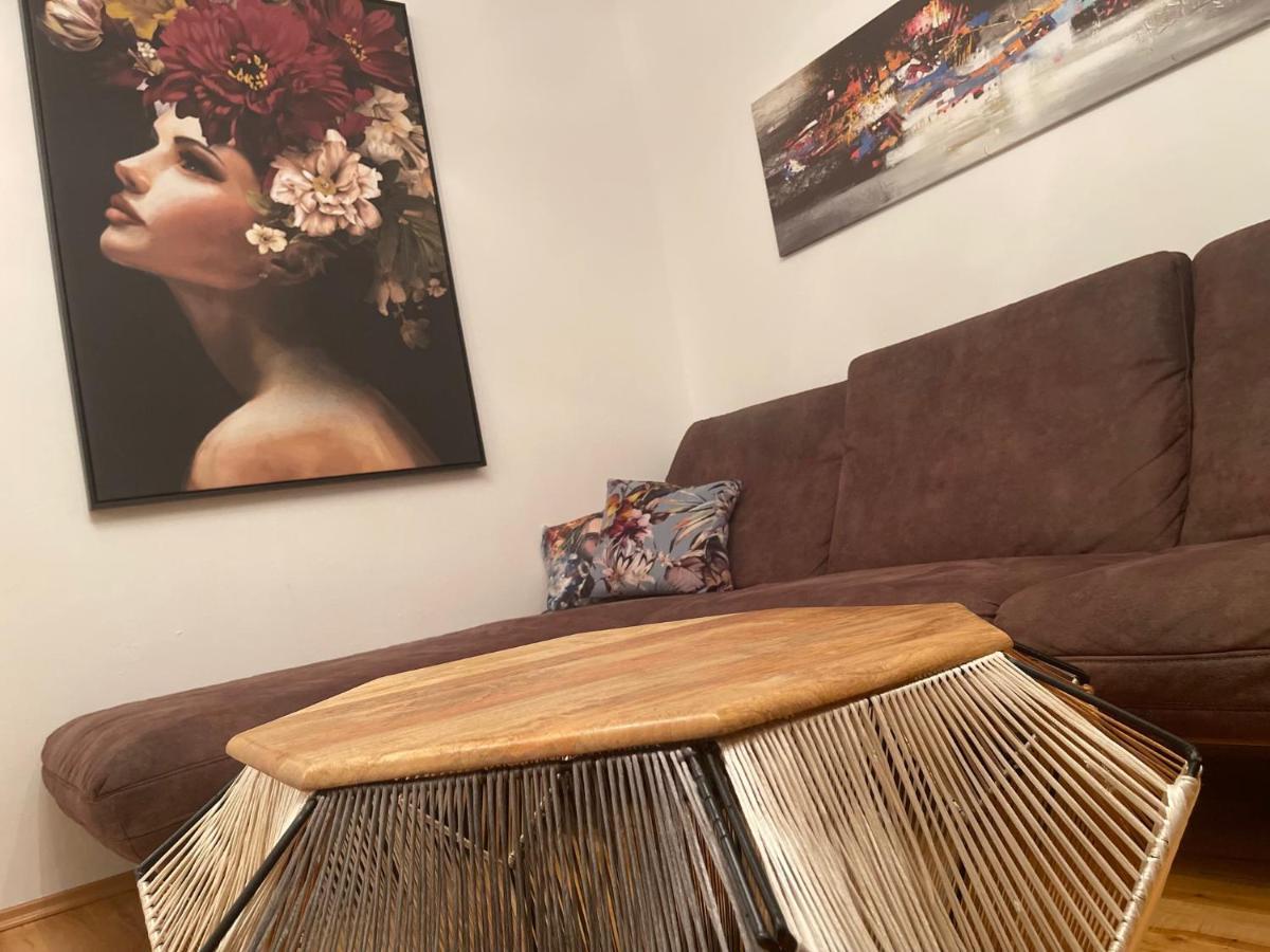 Greenleaf Walhalla-Apartment - Highspeed Wlan - Netflix - Suedbalkon Tegernheim Extérieur photo